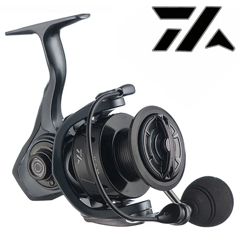 Molinete de Pesca BlackFisher 6.2:1 + 3 Iscas Artificiais